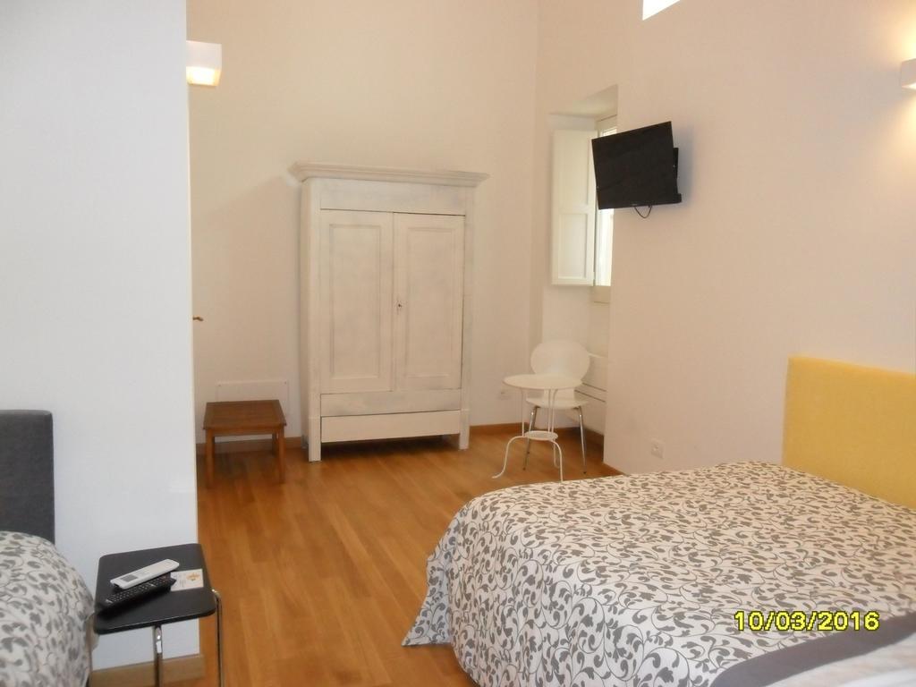 B&B La Casa Gialla Lecce Esterno foto
